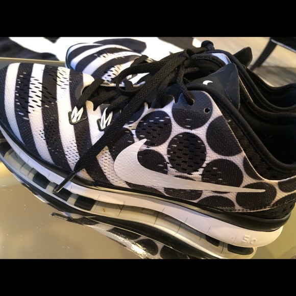 Nike Free 8 - Picture 4 of 6